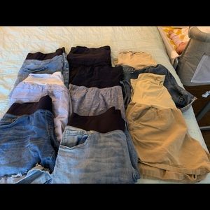 Maternity shorts lot